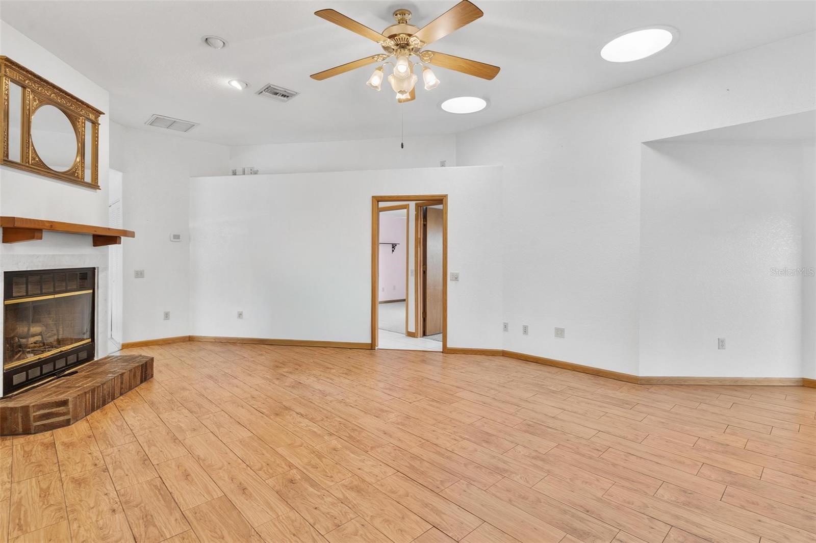 EAGLES LANDING SUB - Residential