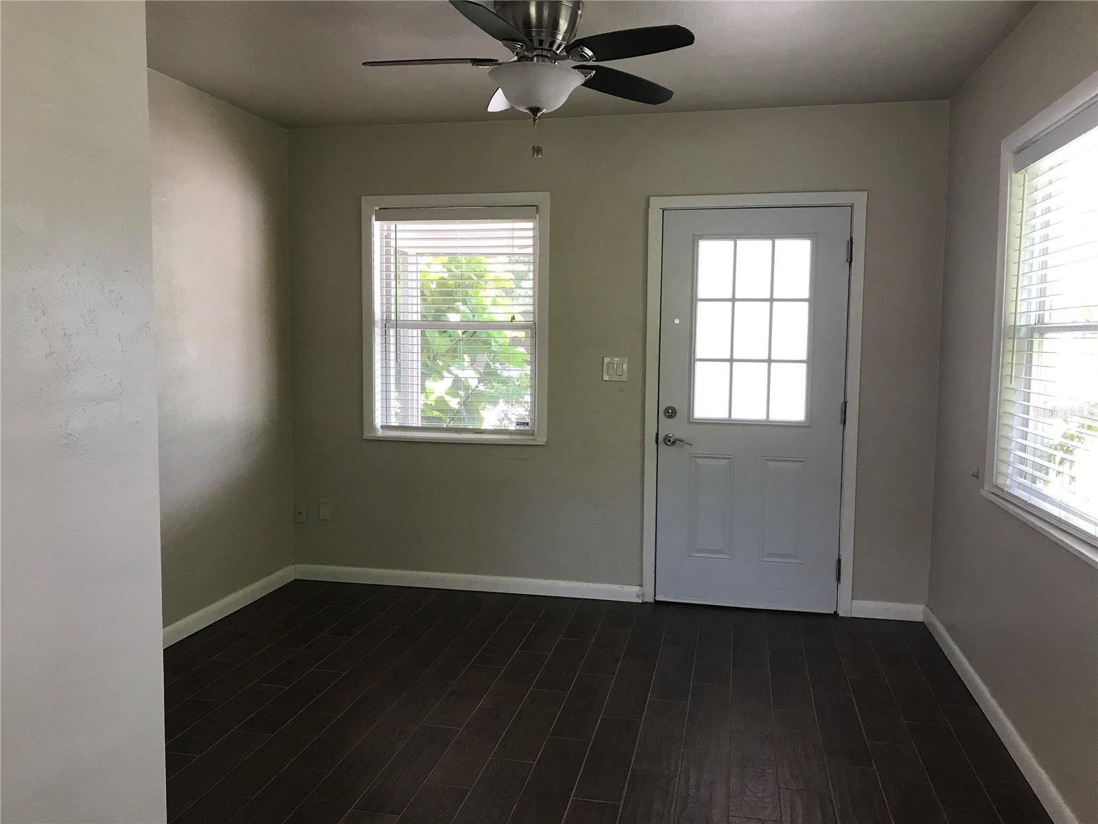 CENTRAL PARK SUB - Residential Income