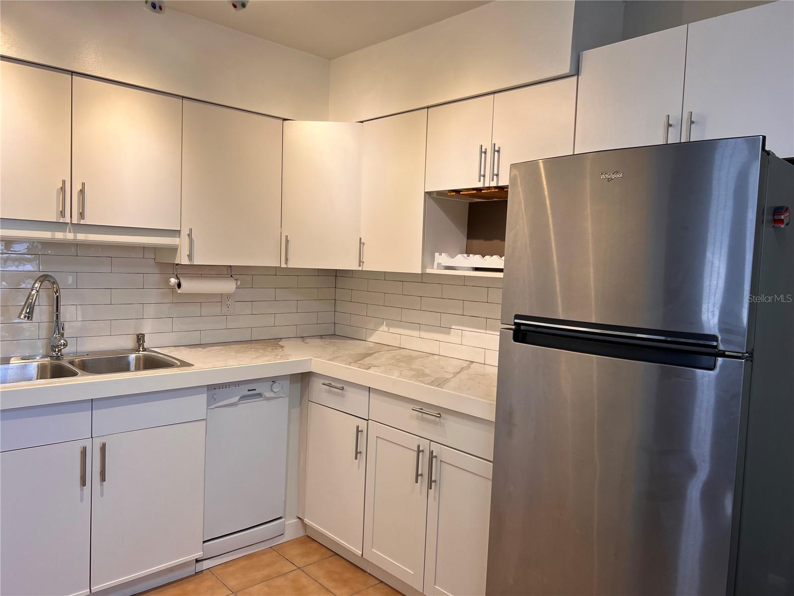 CENTRAL PARK SUB - Residential Income