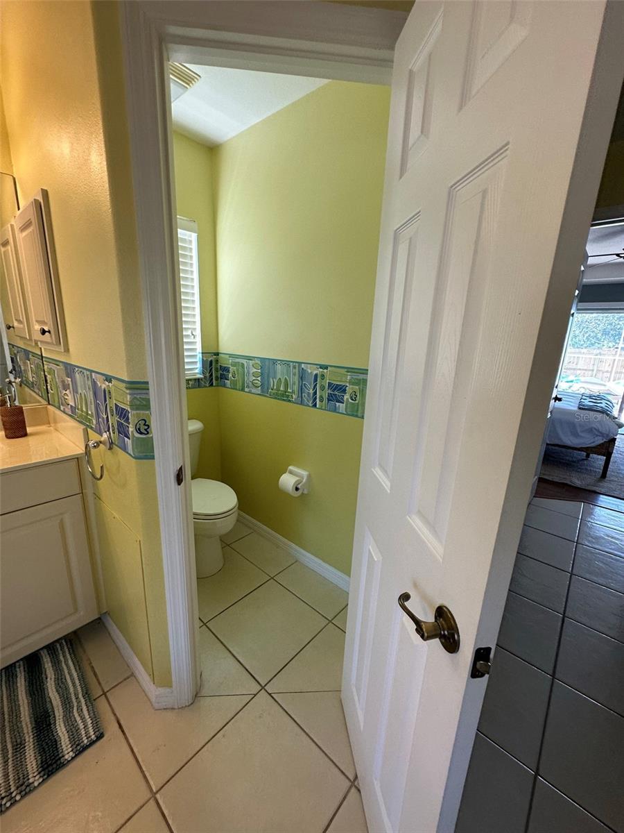 SOUTH VENICE - Residential Lease