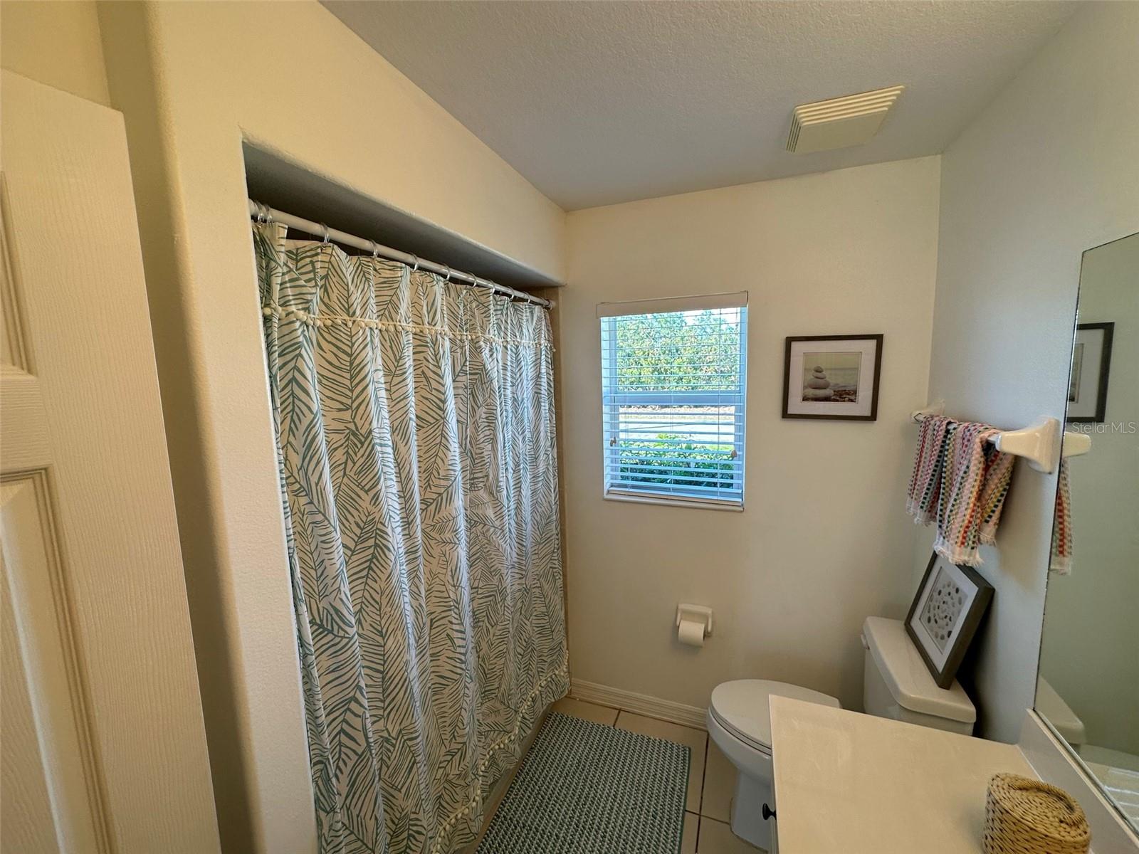 SOUTH VENICE - Residential Lease