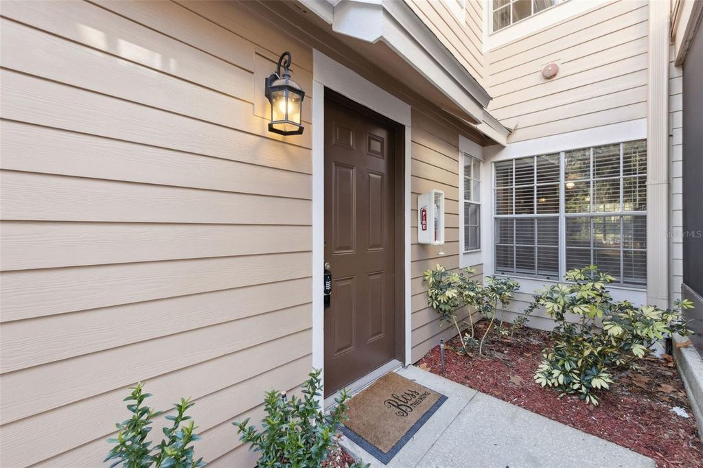 Photo of 610 Colorado Place #49, Altamonte Springs, FL 32714 (MLS # O6364747)