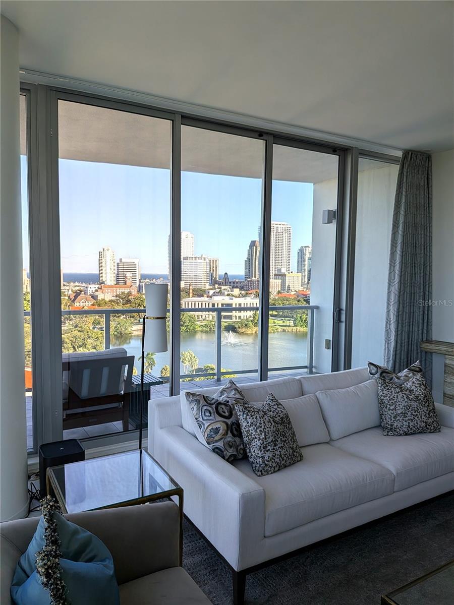 REFLECTION CONDO - Residential