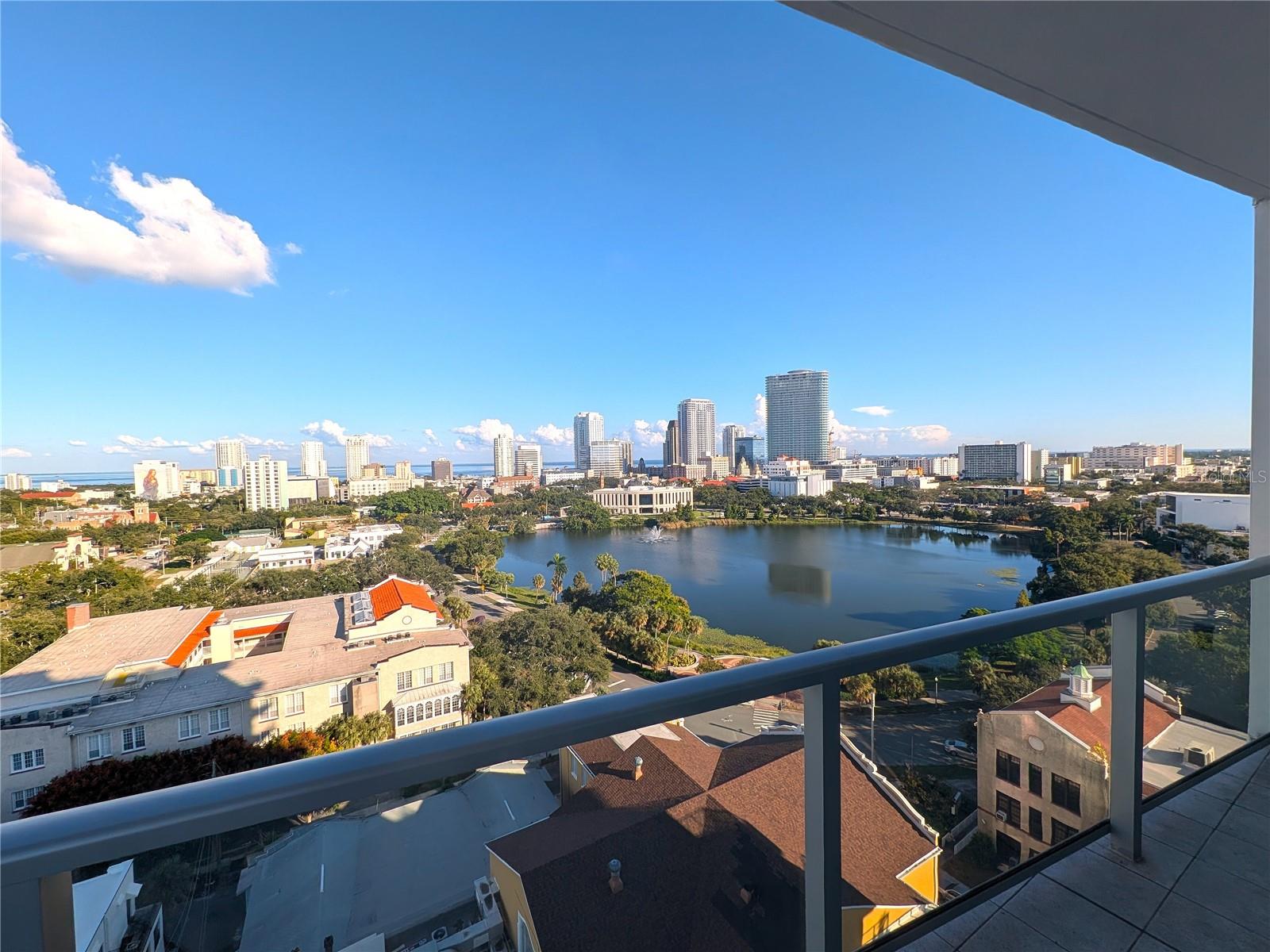 REFLECTION CONDO - Residential