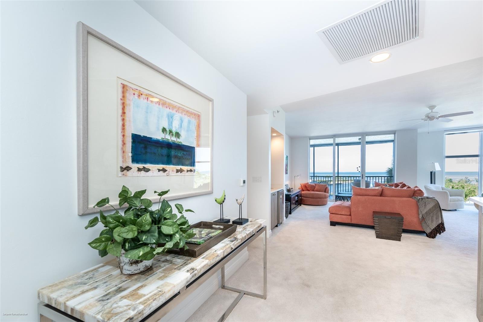 GRANDE ISLE TOWERS I & 02 PH I - Residential Lease