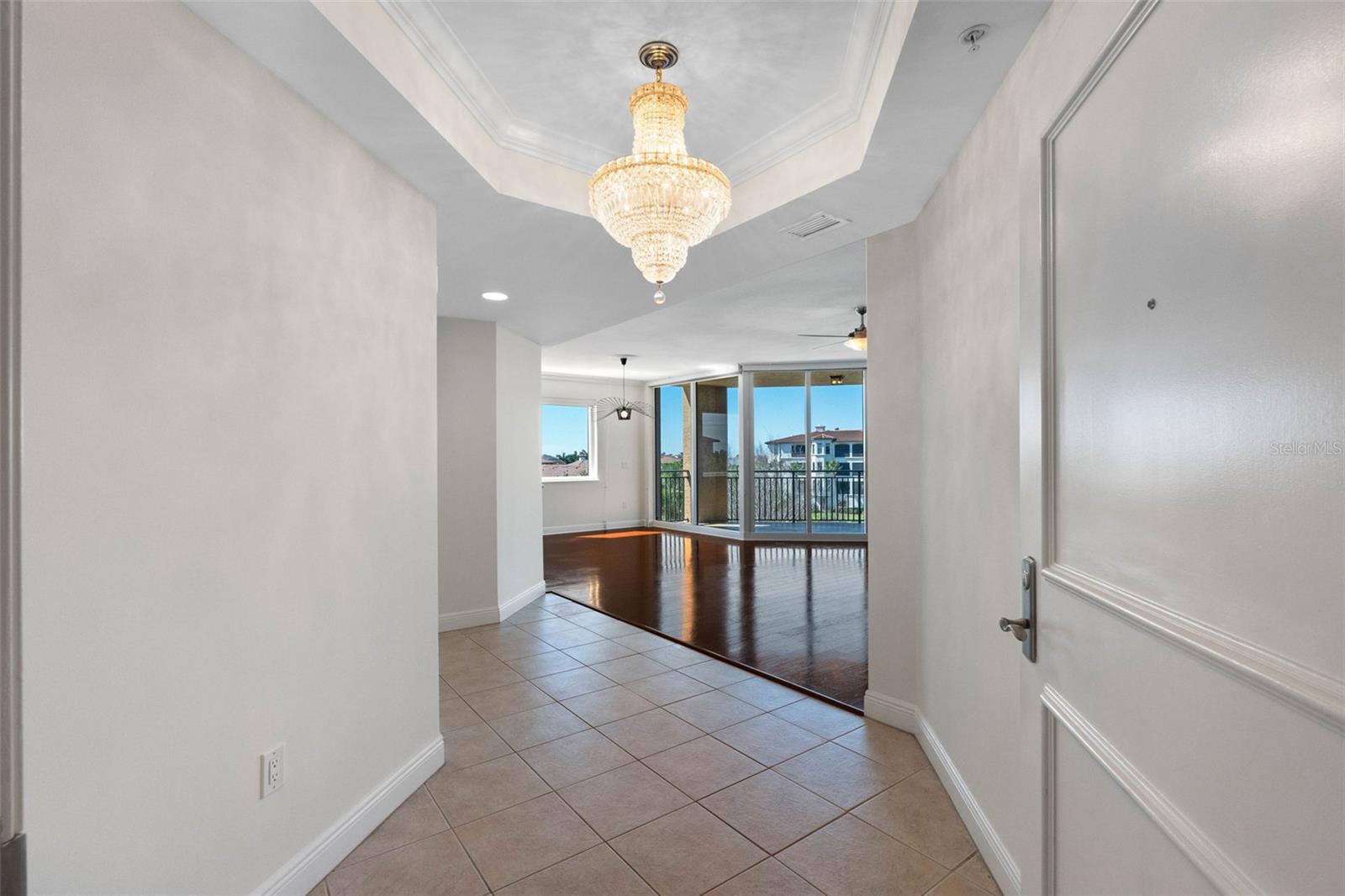 CASTILLO AT WESTSHORE YACHT CL - Residential