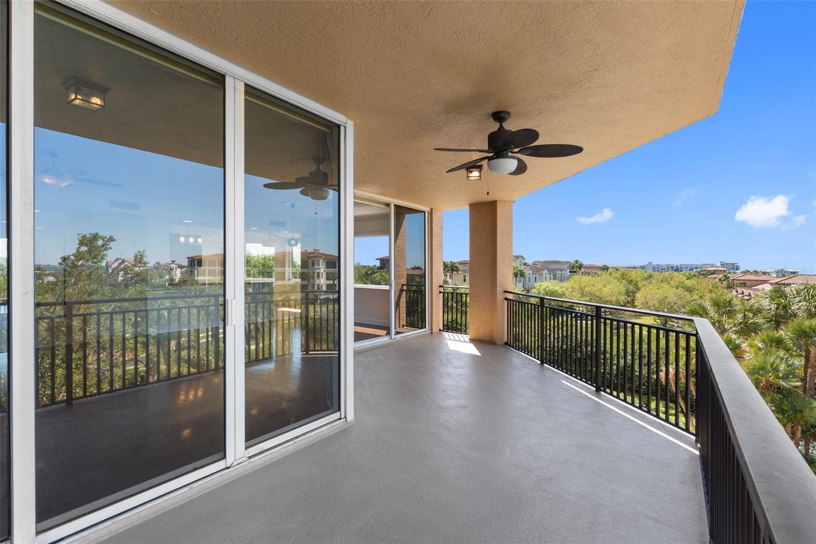 CASTILLO AT WESTSHORE YACHT CL - Residential