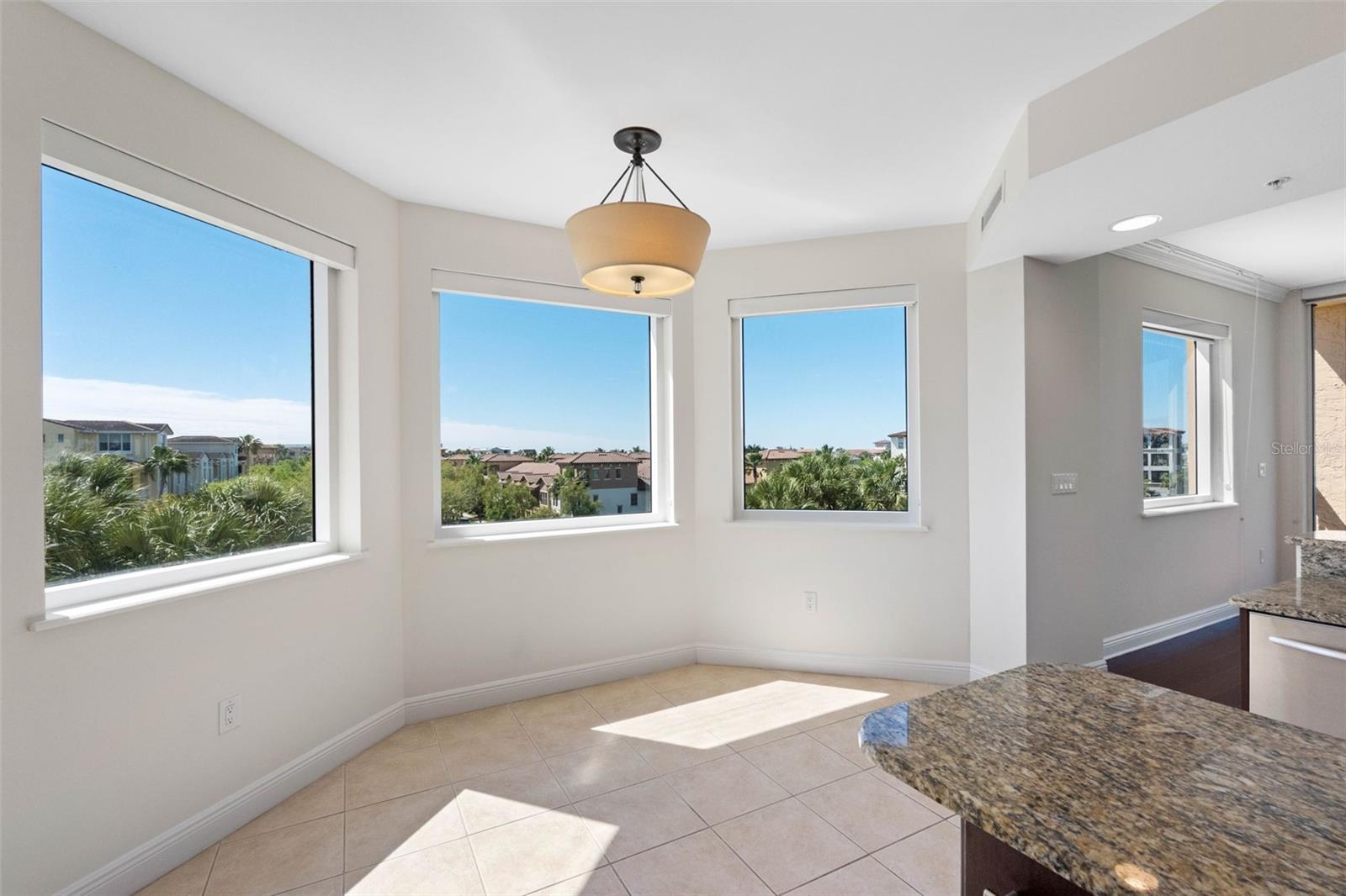 CASTILLO AT WESTSHORE YACHT CL - Residential