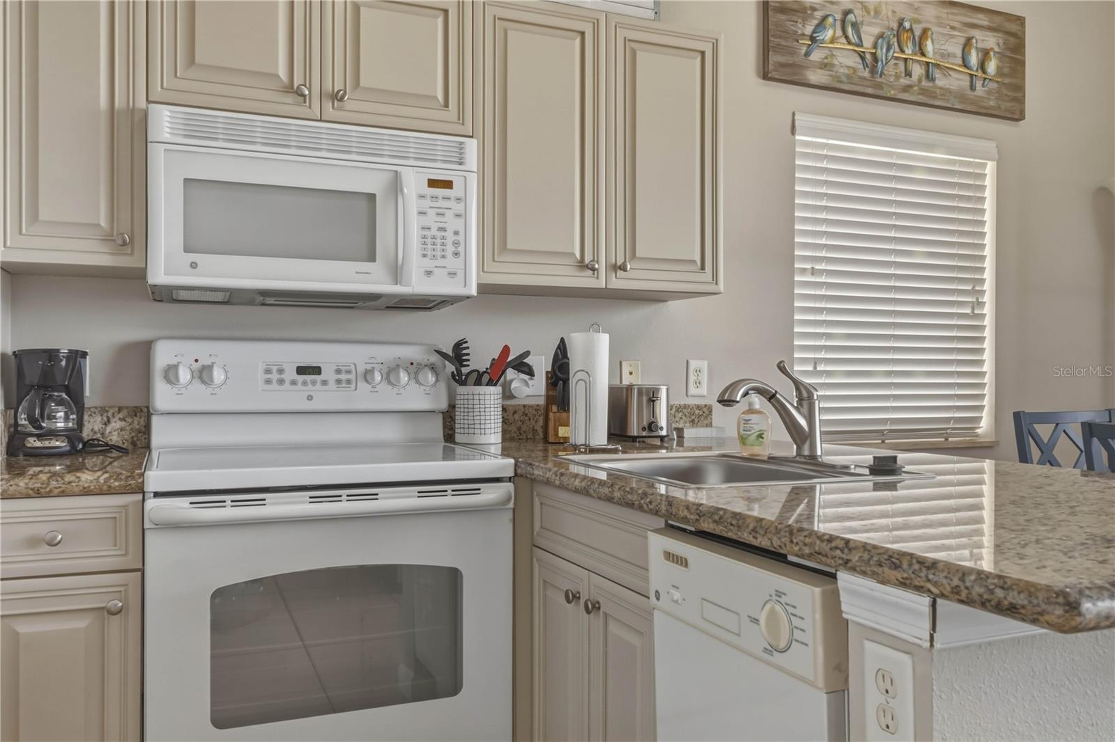 BOCA CIEGA RESORT & MARINA CONDO - Residential