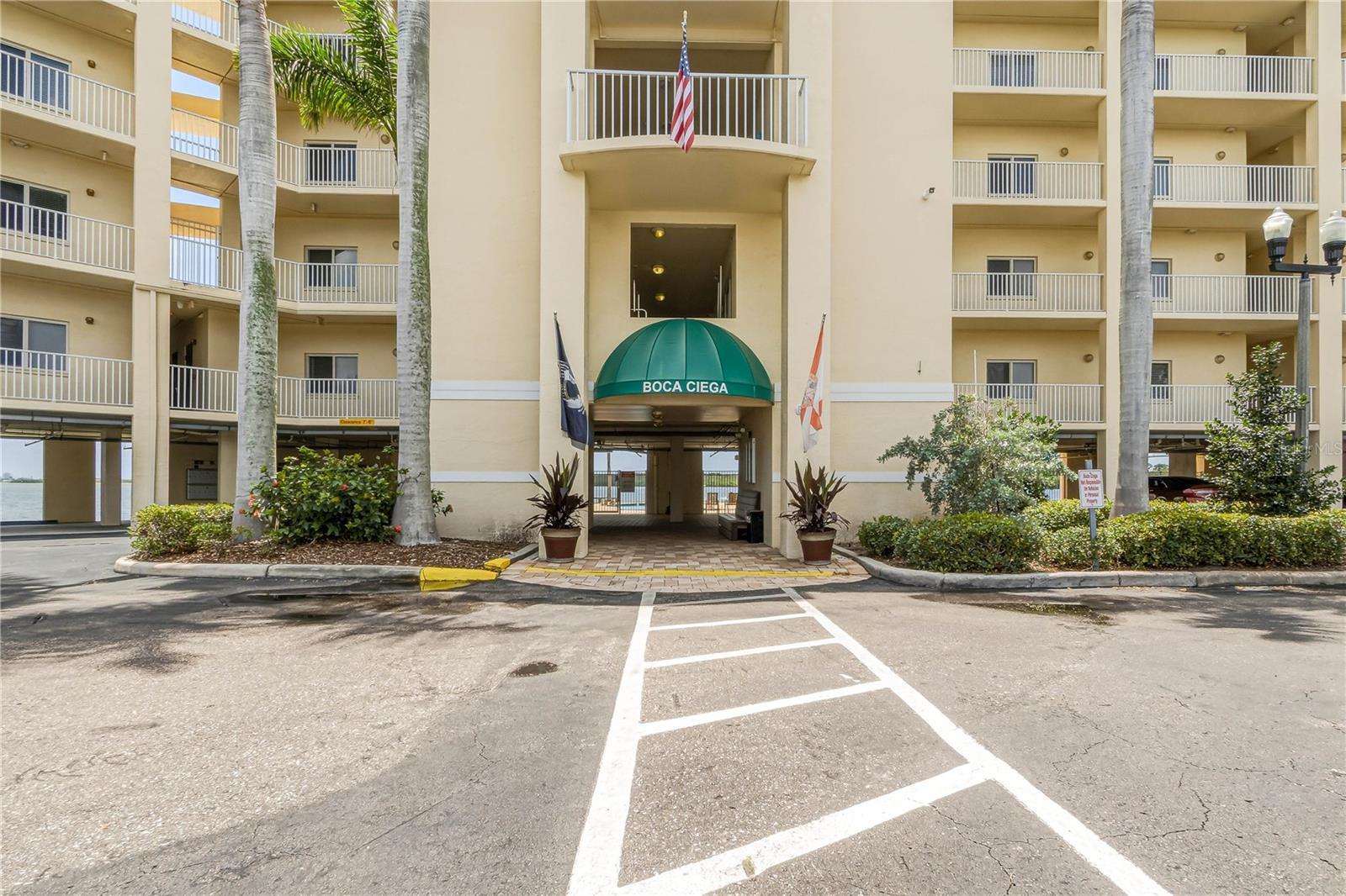 BOCA CIEGA RESORT & MARINA CONDO - Residential