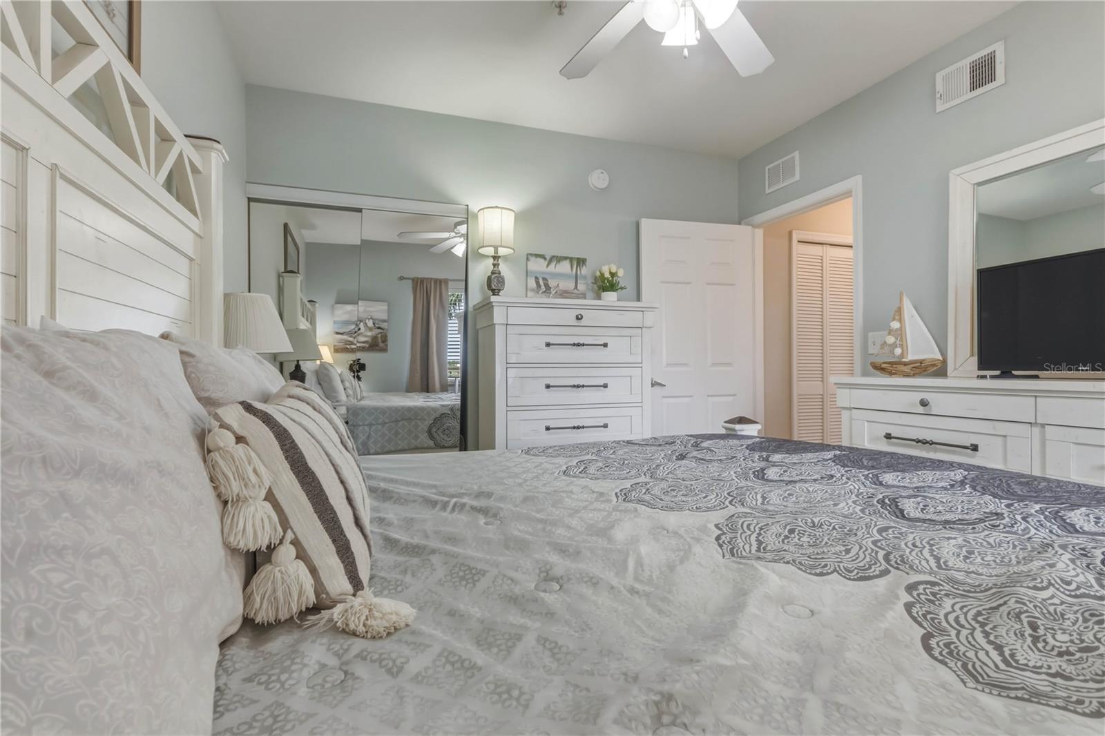BOCA CIEGA RESORT & MARINA CONDO - Residential