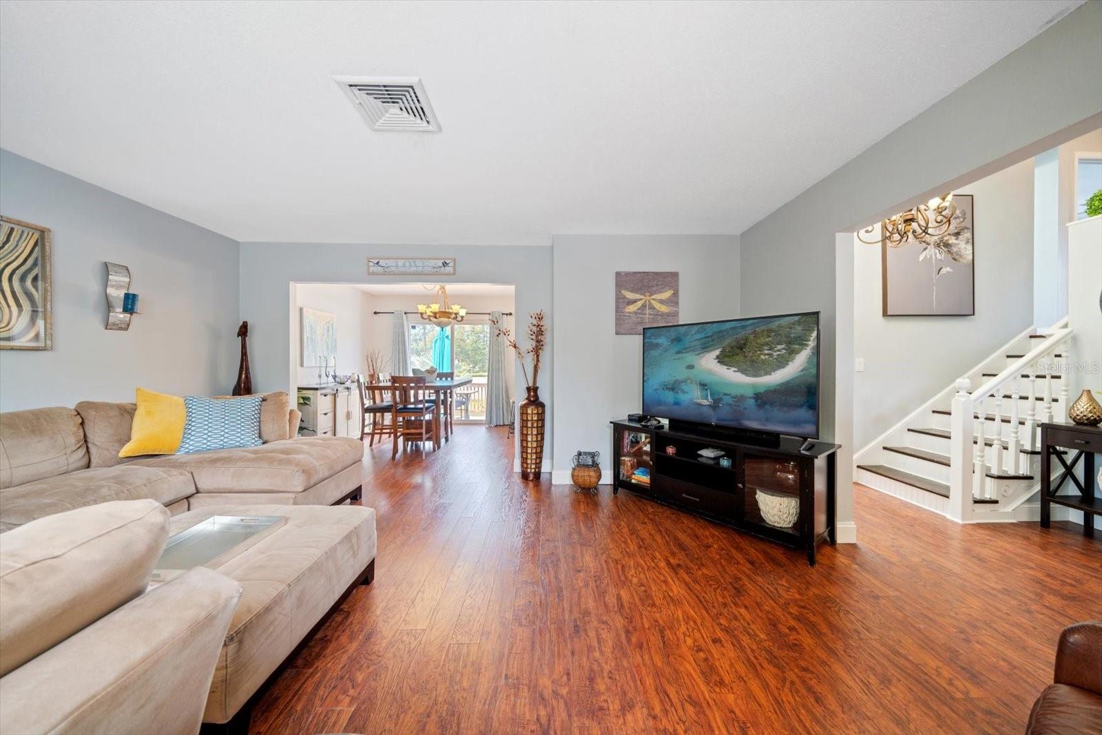 8212 FOREST CIRCLE