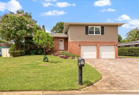 8212 FOREST CIRCLE SEMINOLE FL 33776