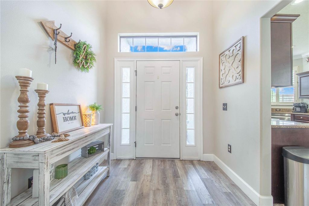 Photo of 6306 Silver Leaf Lane, Lakeland, FL 33813 (MLS # L4960756)