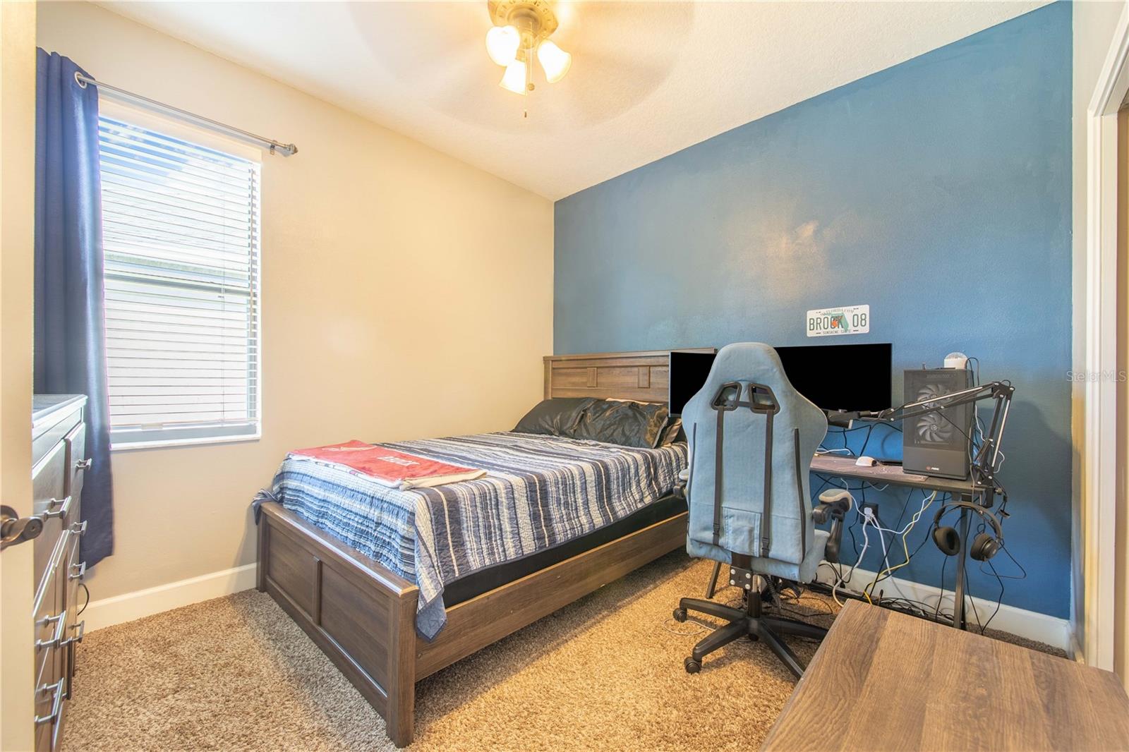 HALLAM PRESERVE EAST - Residential