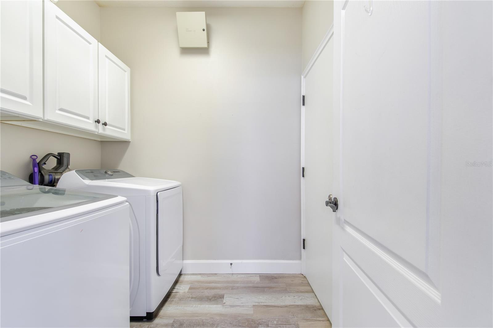 HALLAM PRESERVE EAST - Residential