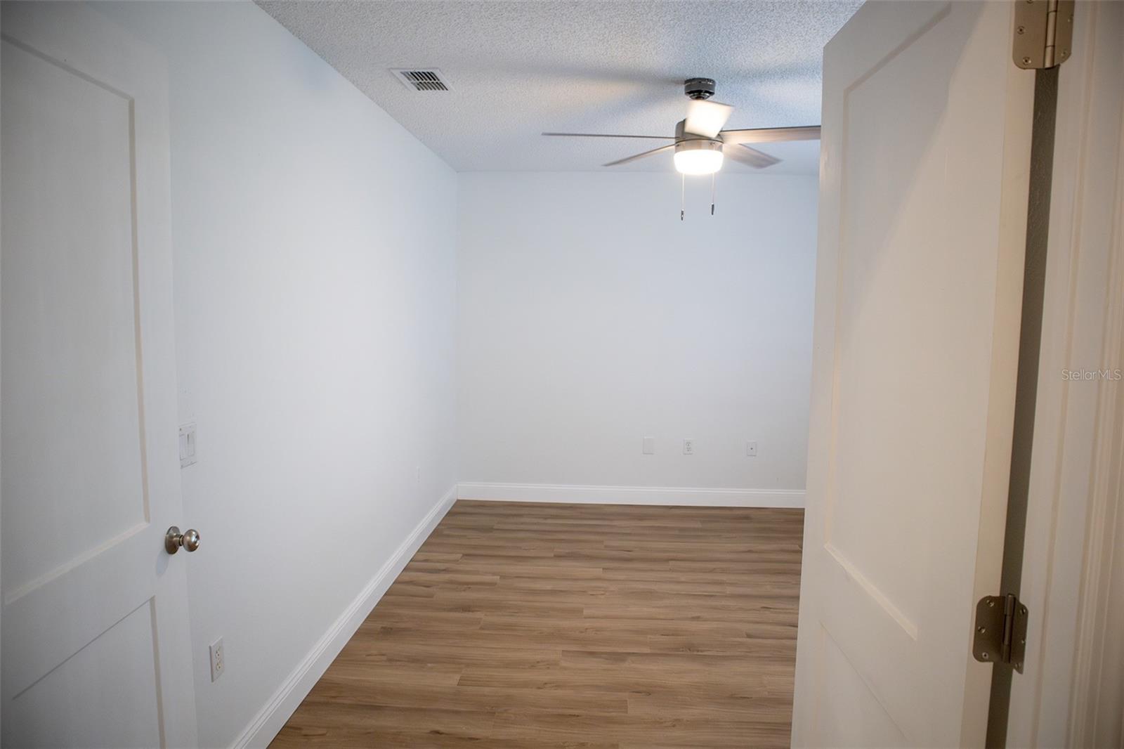 FAIRWAYS AT MT PLYMOUTH PH 01 LT 01 - Residential