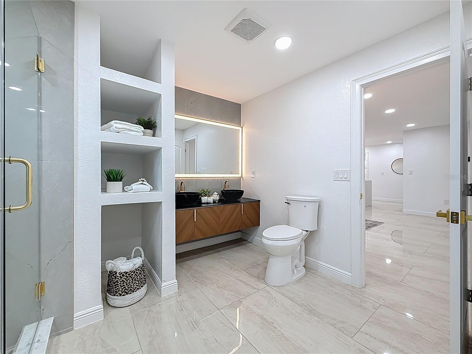 LAKEWOOD ESTATES SEC A - Residential