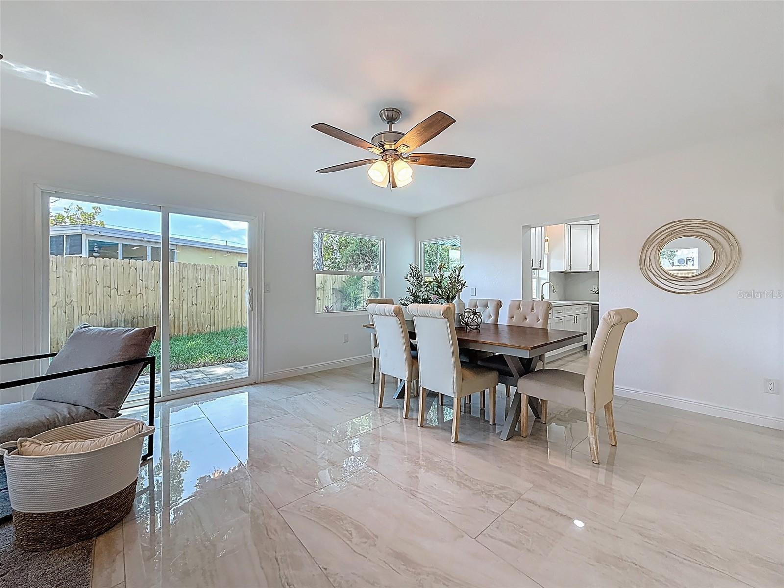 LAKEWOOD ESTATES SEC A - Residential