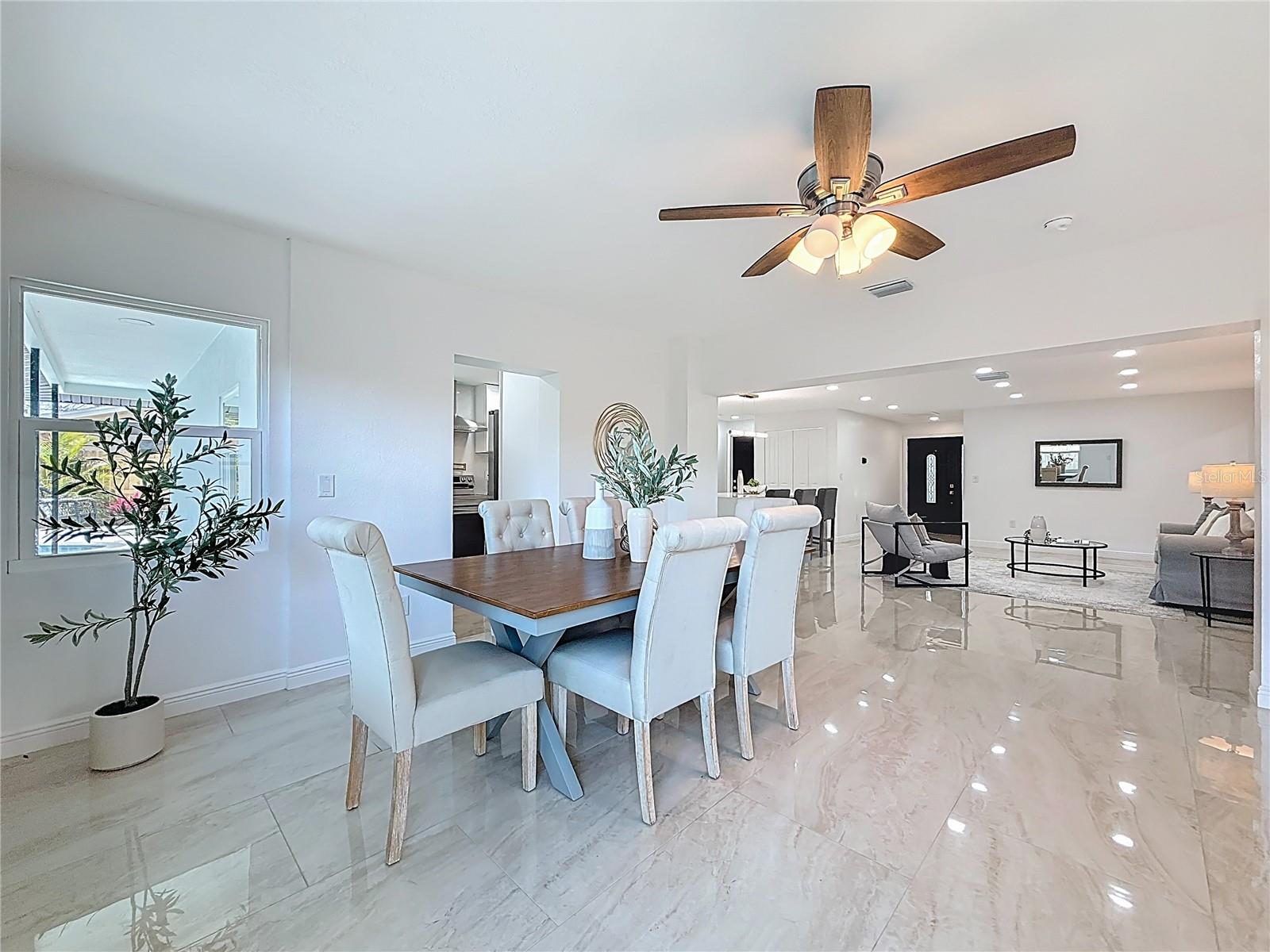 LAKEWOOD ESTATES SEC A - Residential