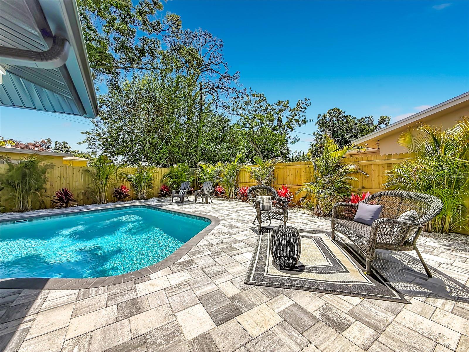 LAKEWOOD ESTATES SEC A - Residential