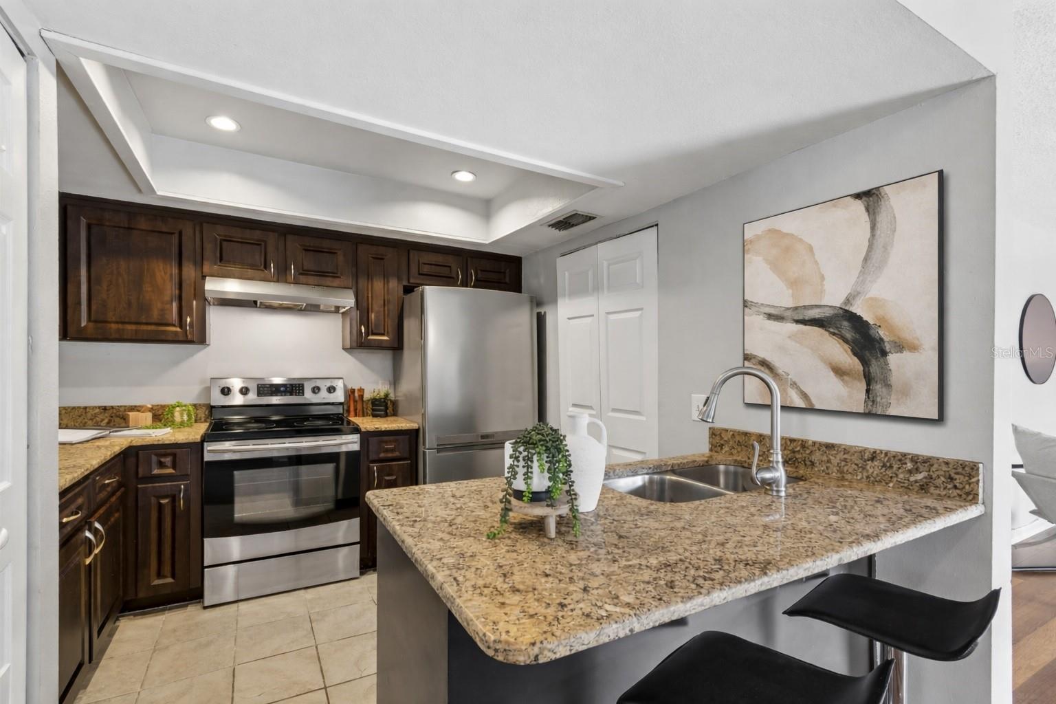 ARRAWANA PARK A CONDO - Residential