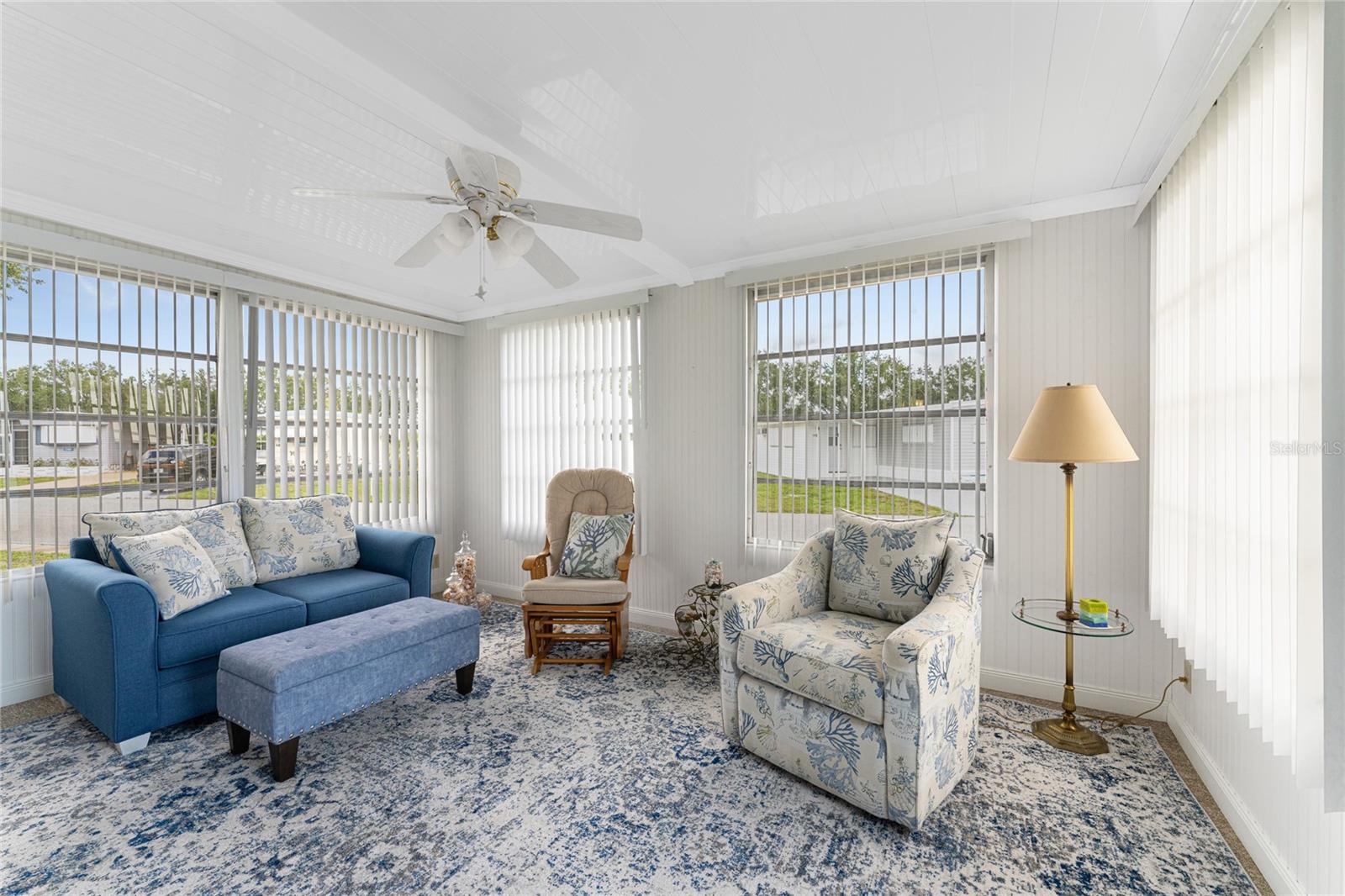 HOLIDAY PARK - Residential