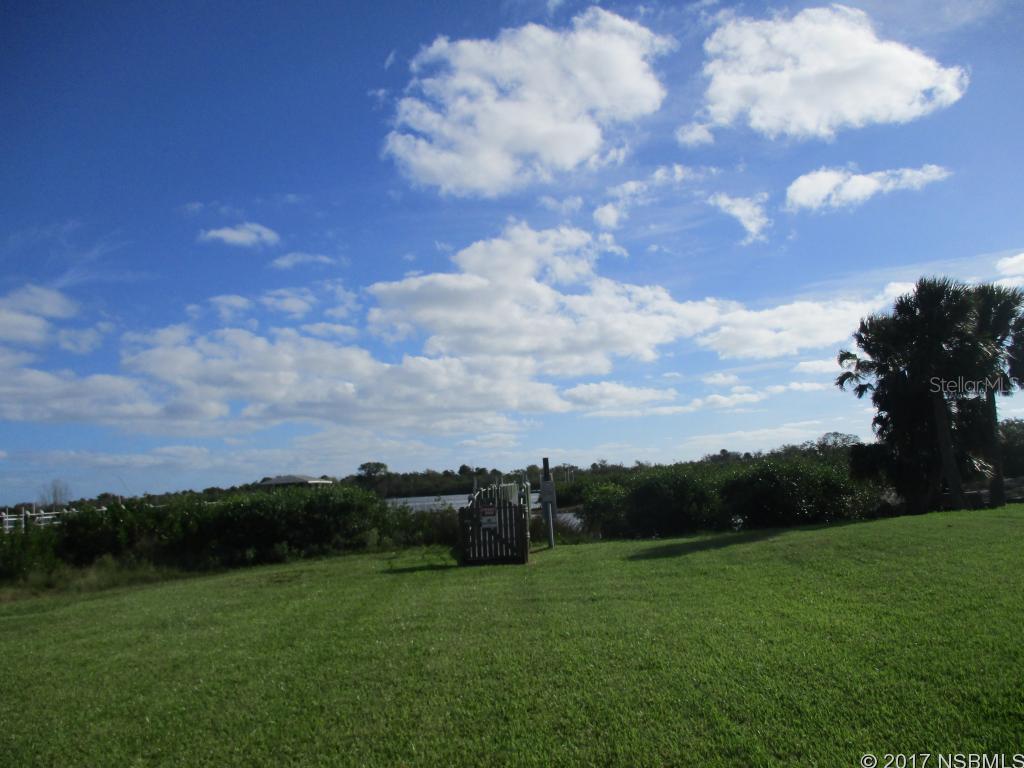 Manatee Cove - Residential