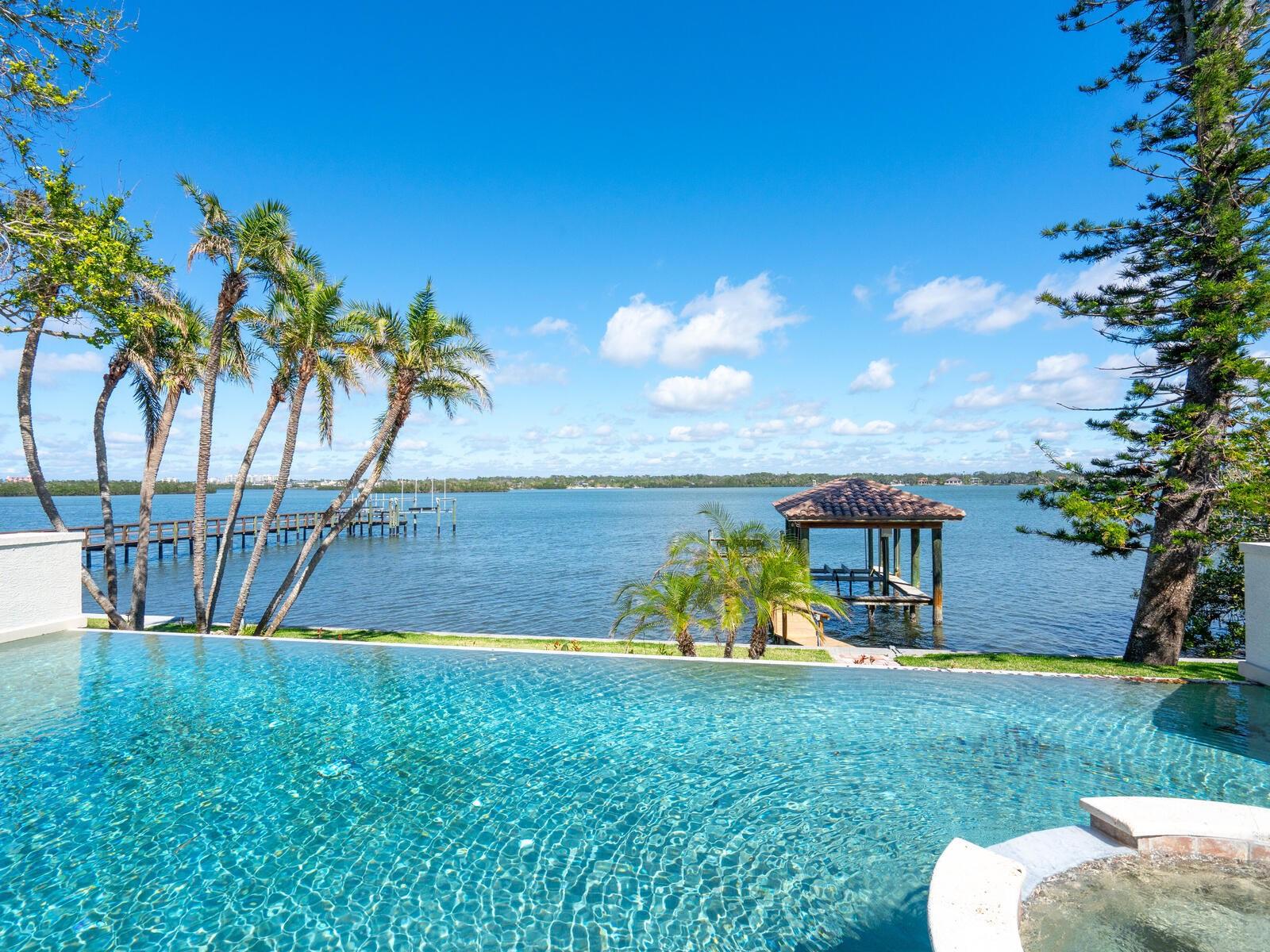 CASEY KEY - Residential