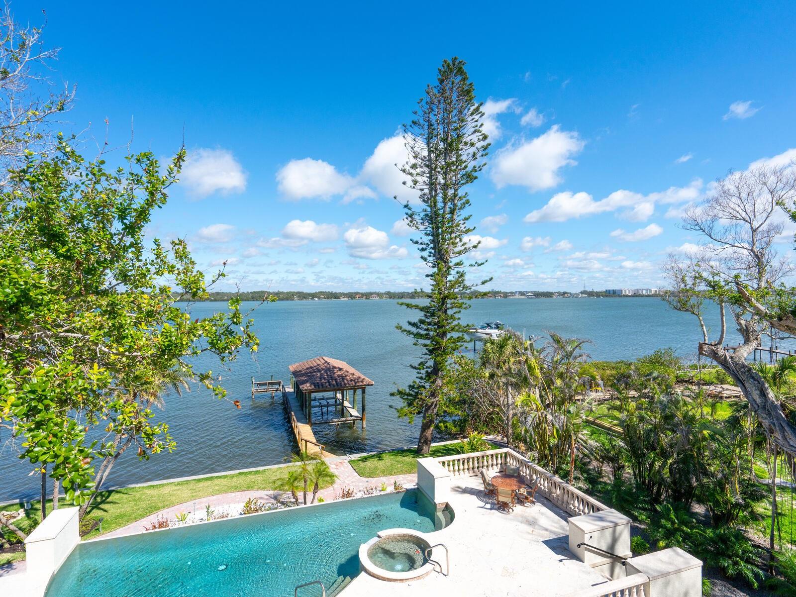 CASEY KEY - Residential