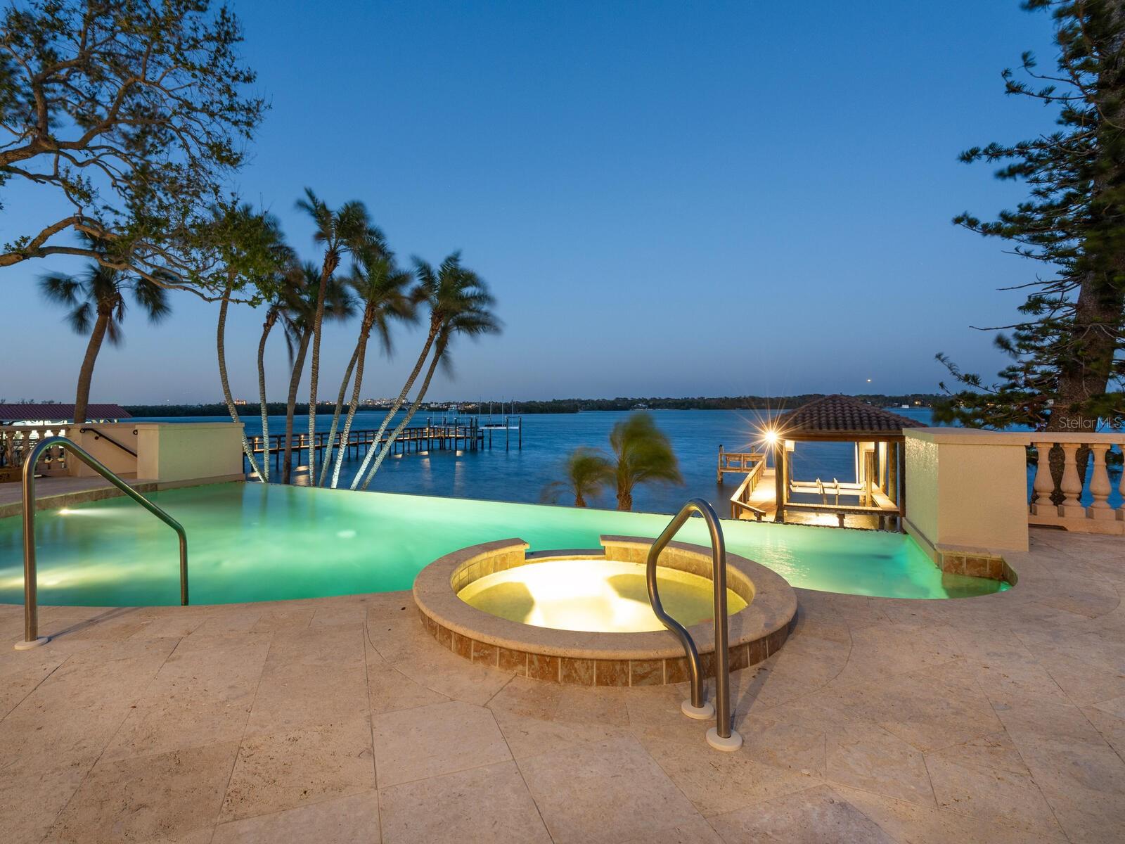 CASEY KEY - Residential