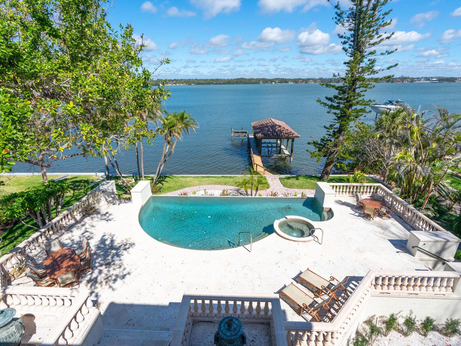 CASEY KEY - Residential