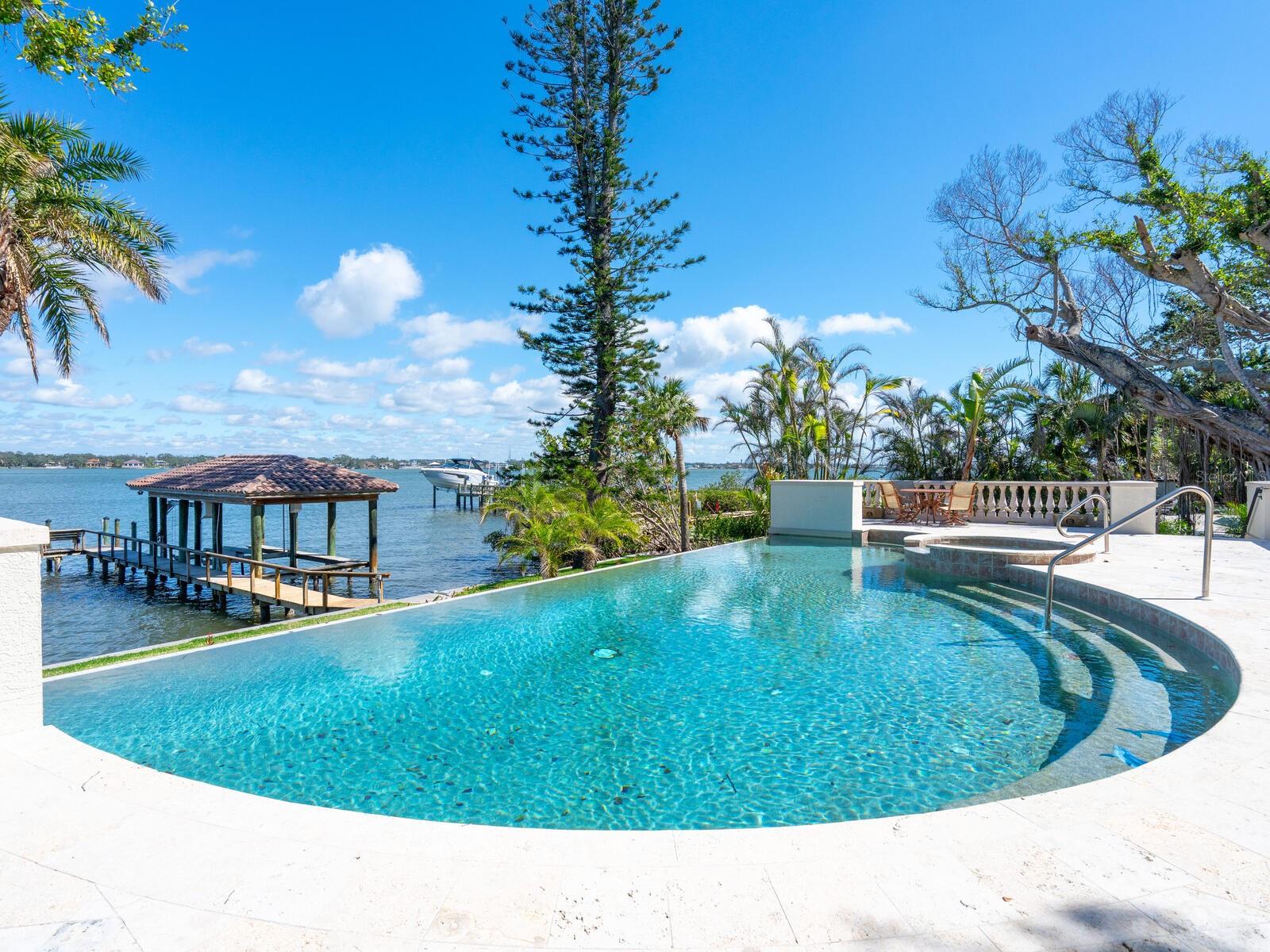 CASEY KEY - Residential