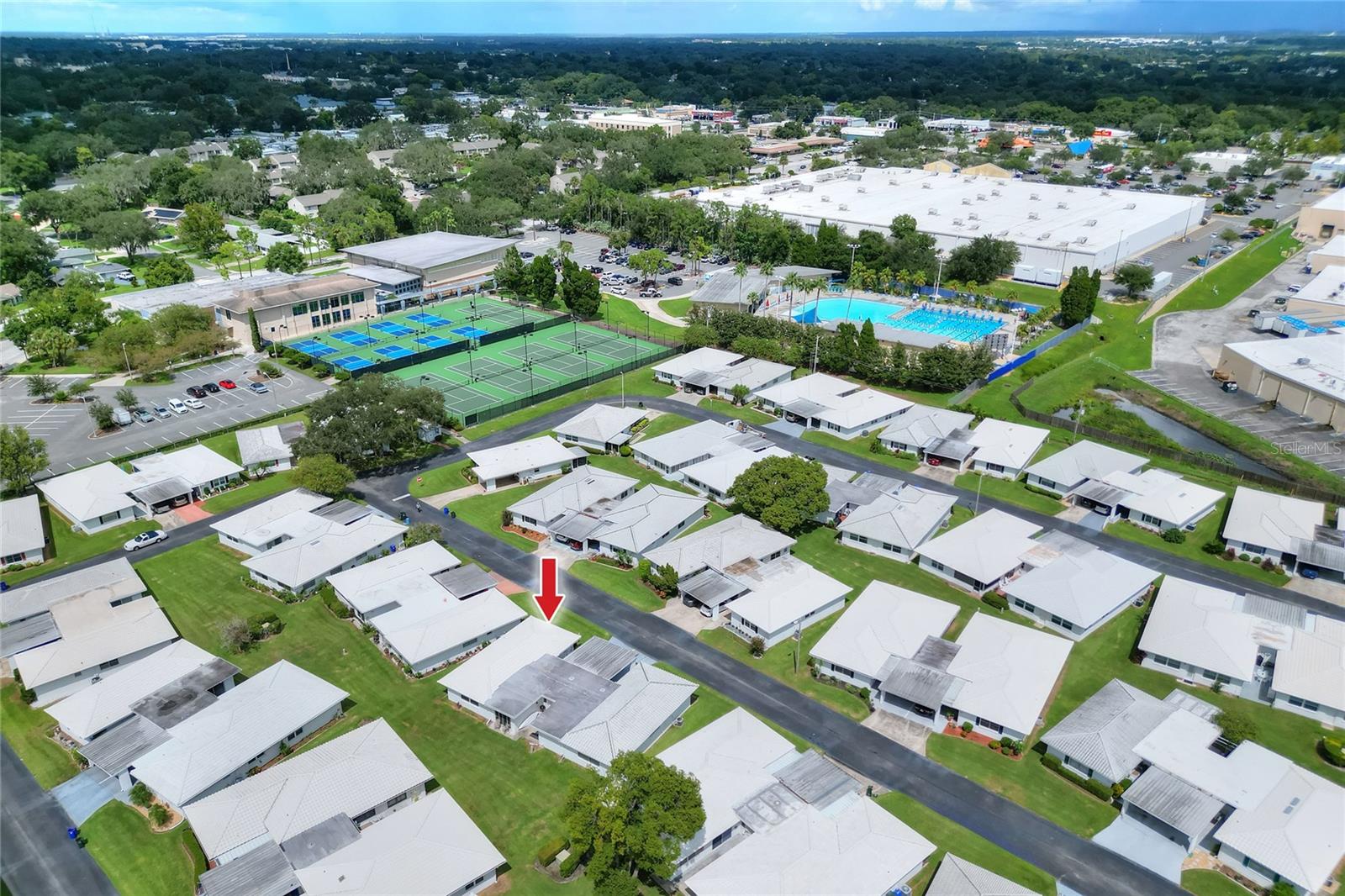 IMPERIAL SOUTHGATE VILLAS SEC 03 - Residential