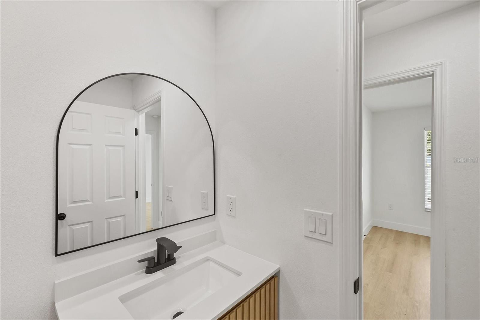 SANDPOINTE 4TH ADD - Residential