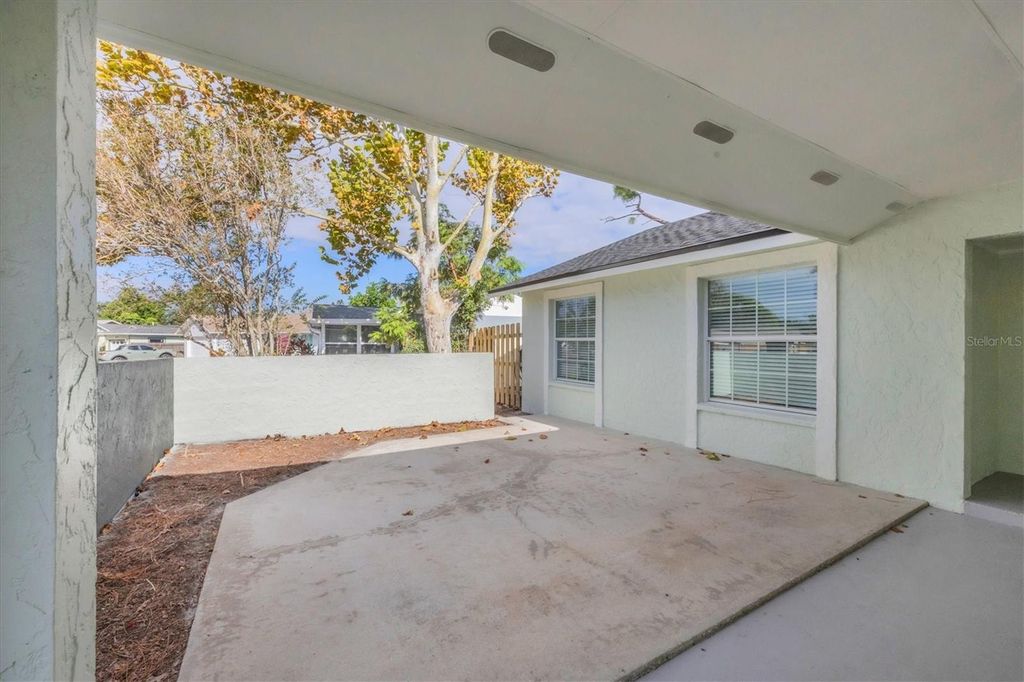 34205 - Bradenton community | Sarasota Real Estate 5 Photo of 4006 29th Avenue W, Bradenton, FL 34205 (MLS # A4670525)