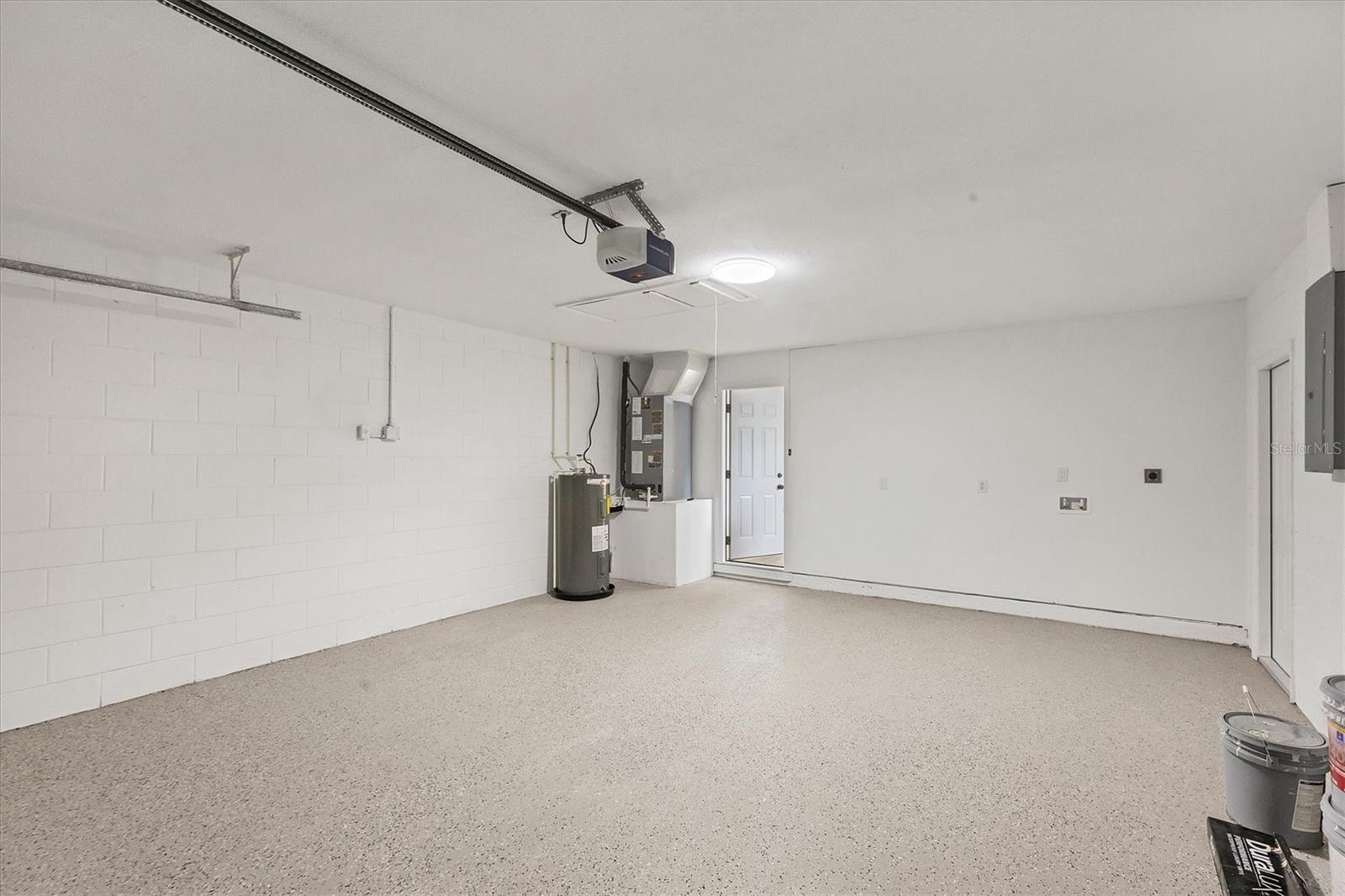 SANDPOINTE 4TH ADD - Residential