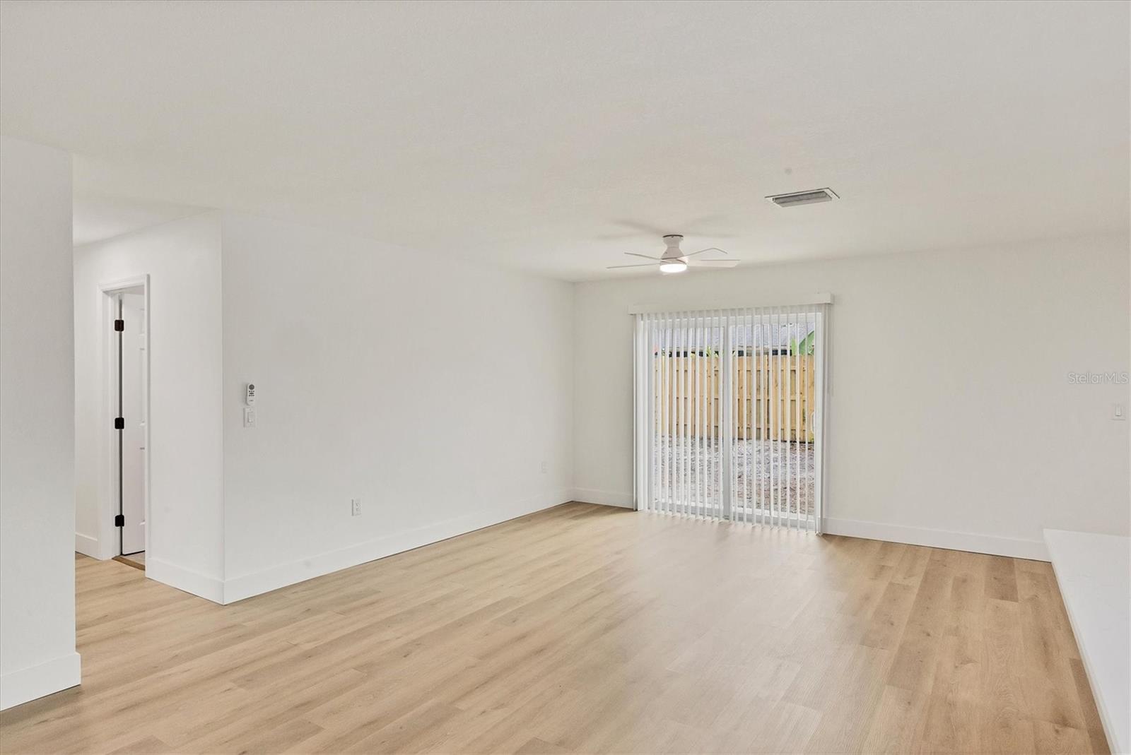 SANDPOINTE 4TH ADD - Residential