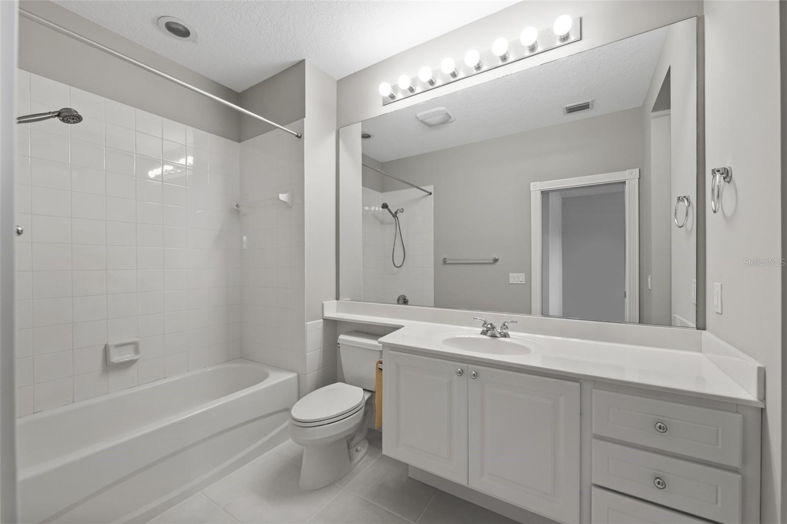 VILLAGEWALK - Residential