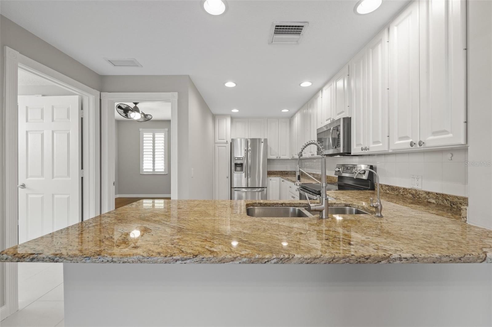 VILLAGEWALK - Residential