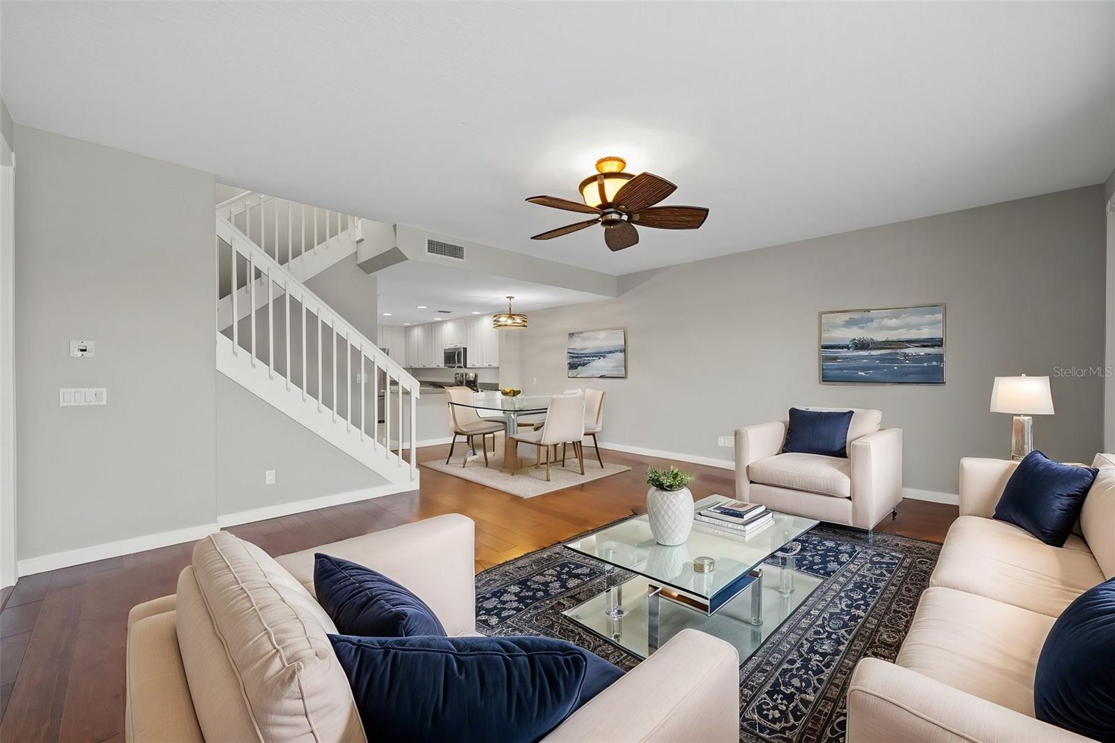 VILLAGEWALK - Residential