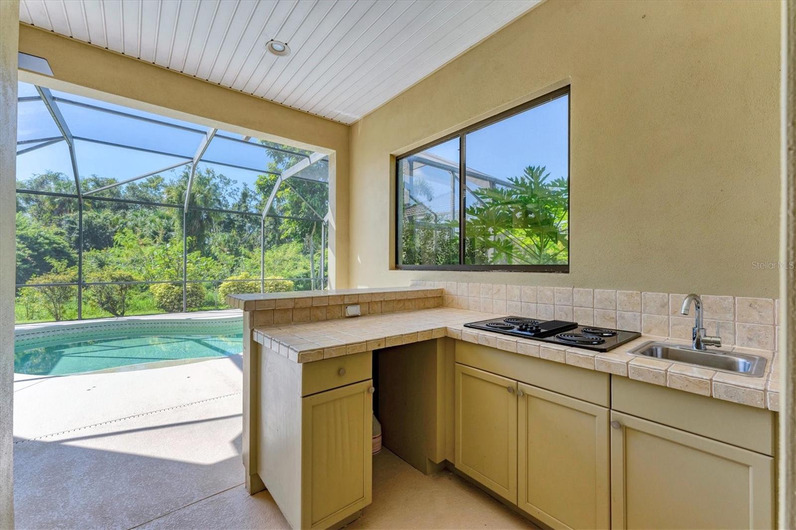 COUNTRY MEADOWS PH I - Residential