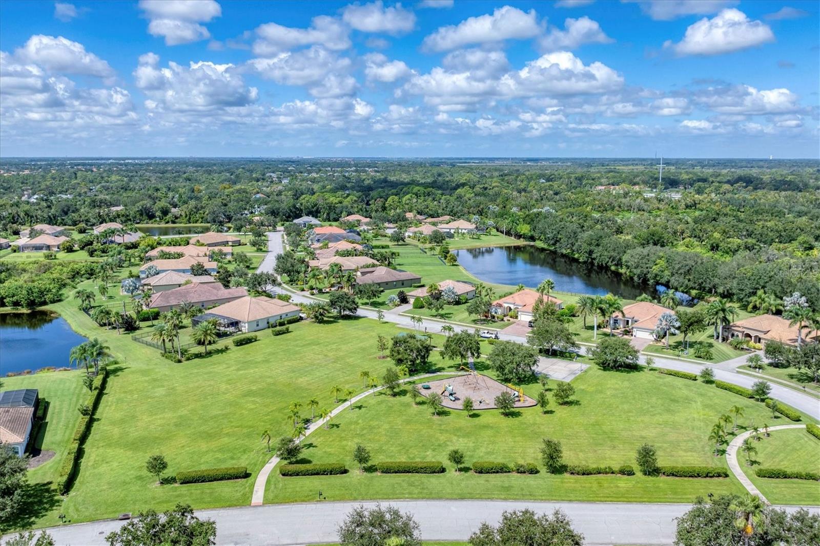 COUNTRY MEADOWS PH I - Residential