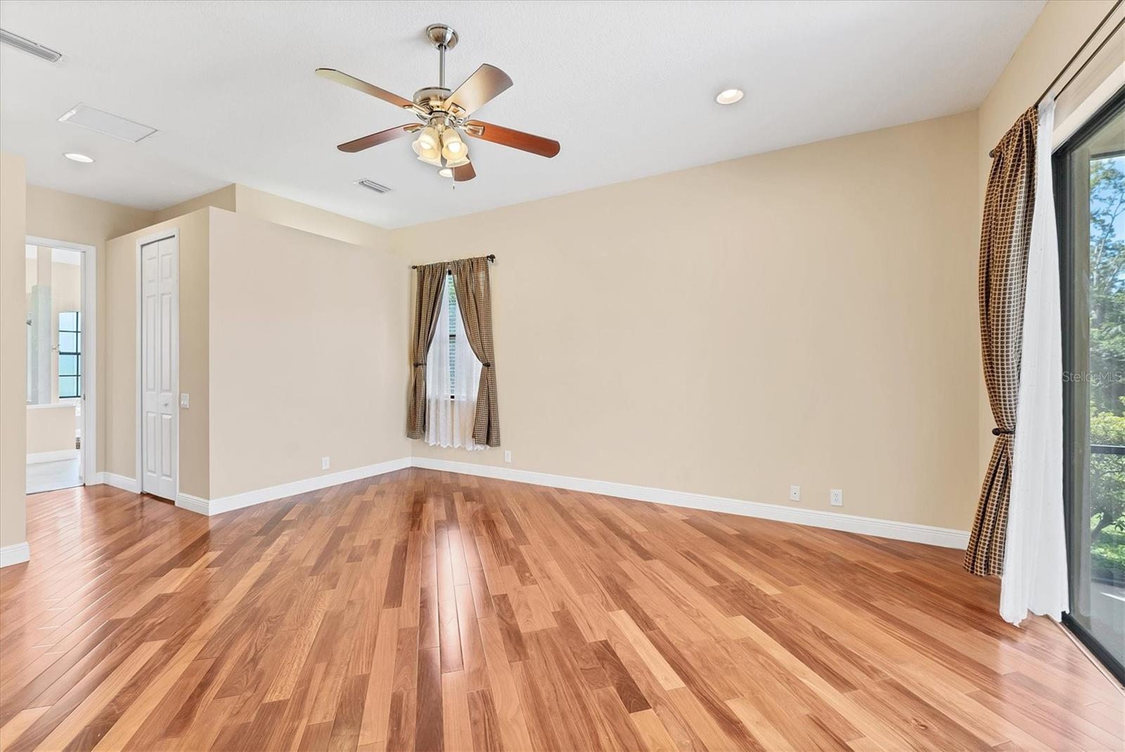 COUNTRY MEADOWS PH I - Residential