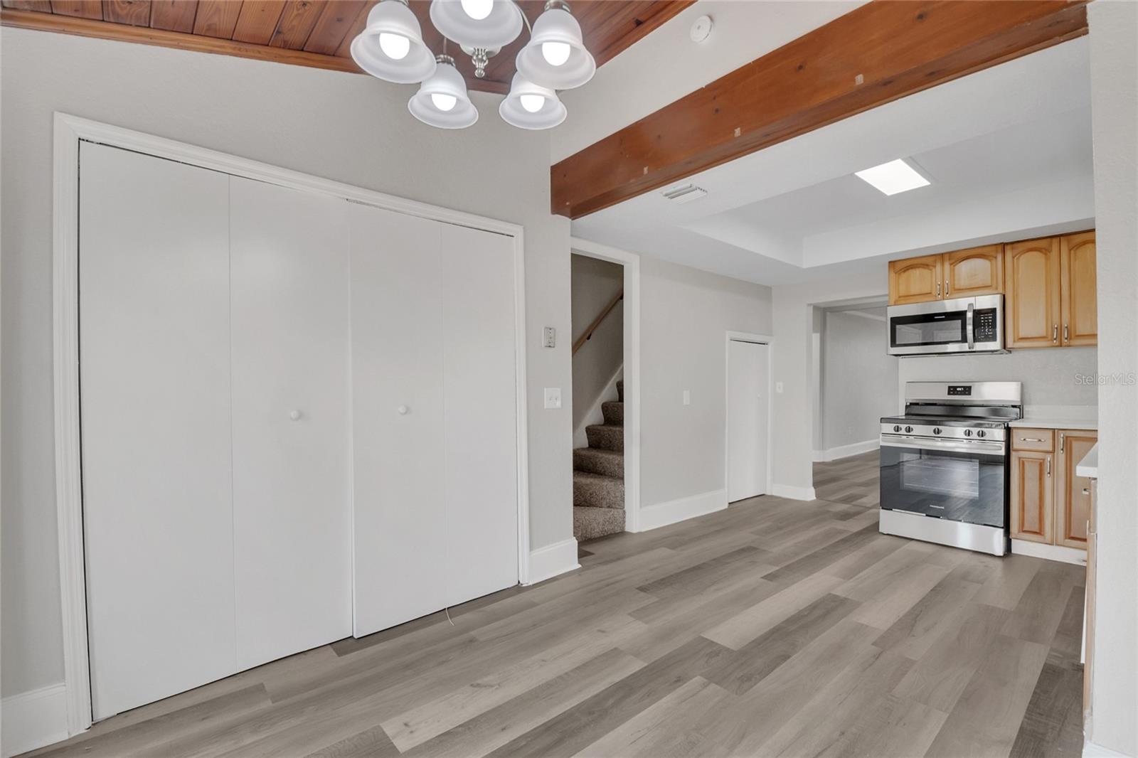 COLLEGE PARK CC SEC - Residential