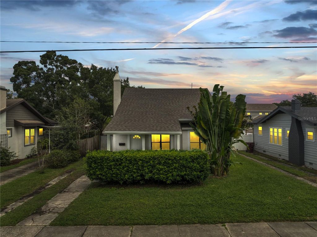 Photo of 915 W Princeton Street, Orlando, FL 32804 (MLS # S5136312)