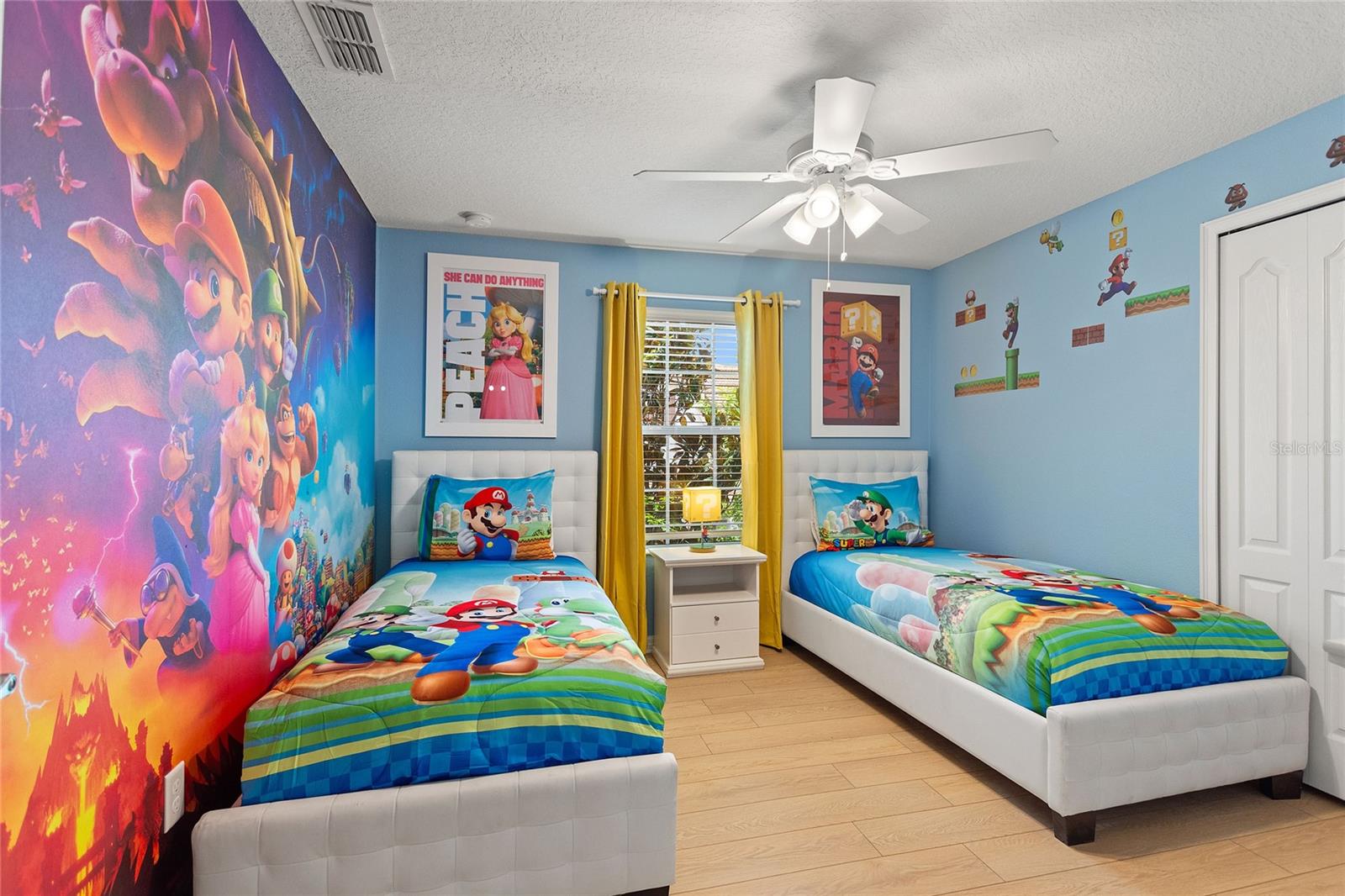 STOREY LAKE - Residential