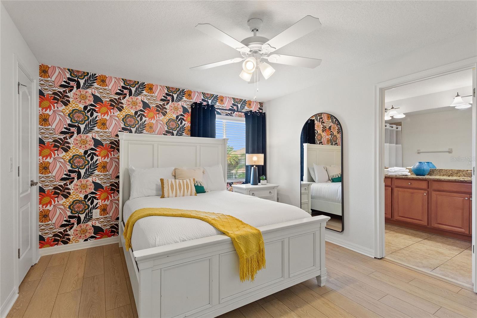 STOREY LAKE - Residential