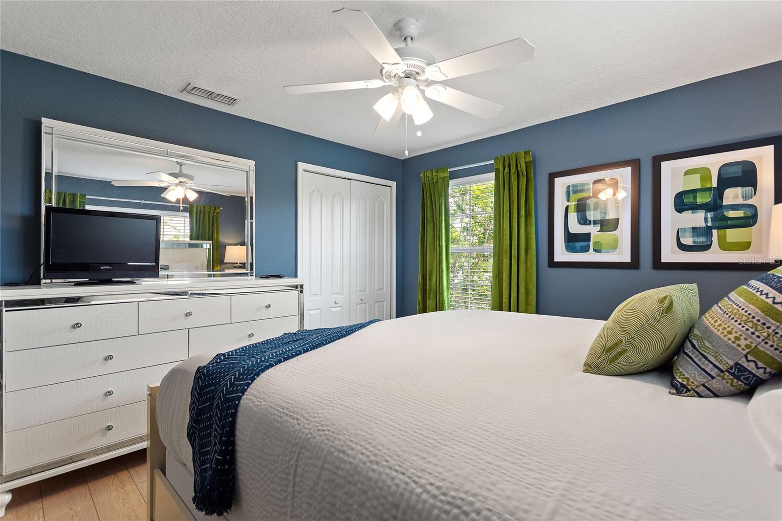 STOREY LAKE - Residential