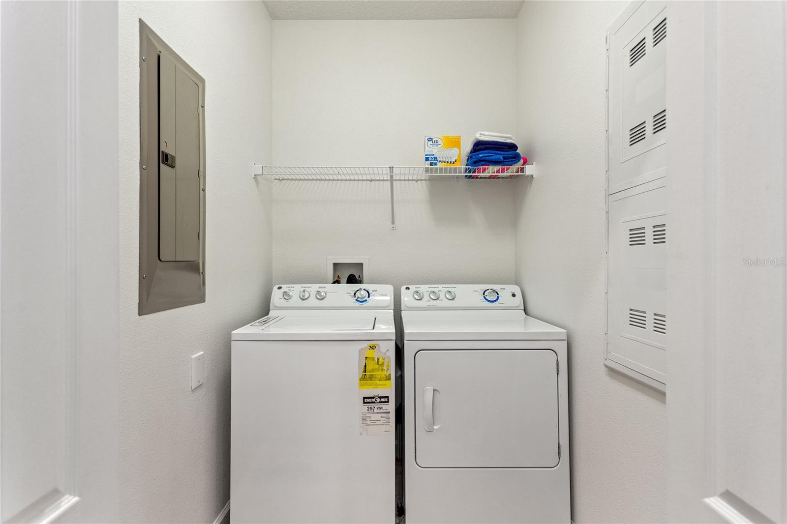 STOREY LAKE - Residential